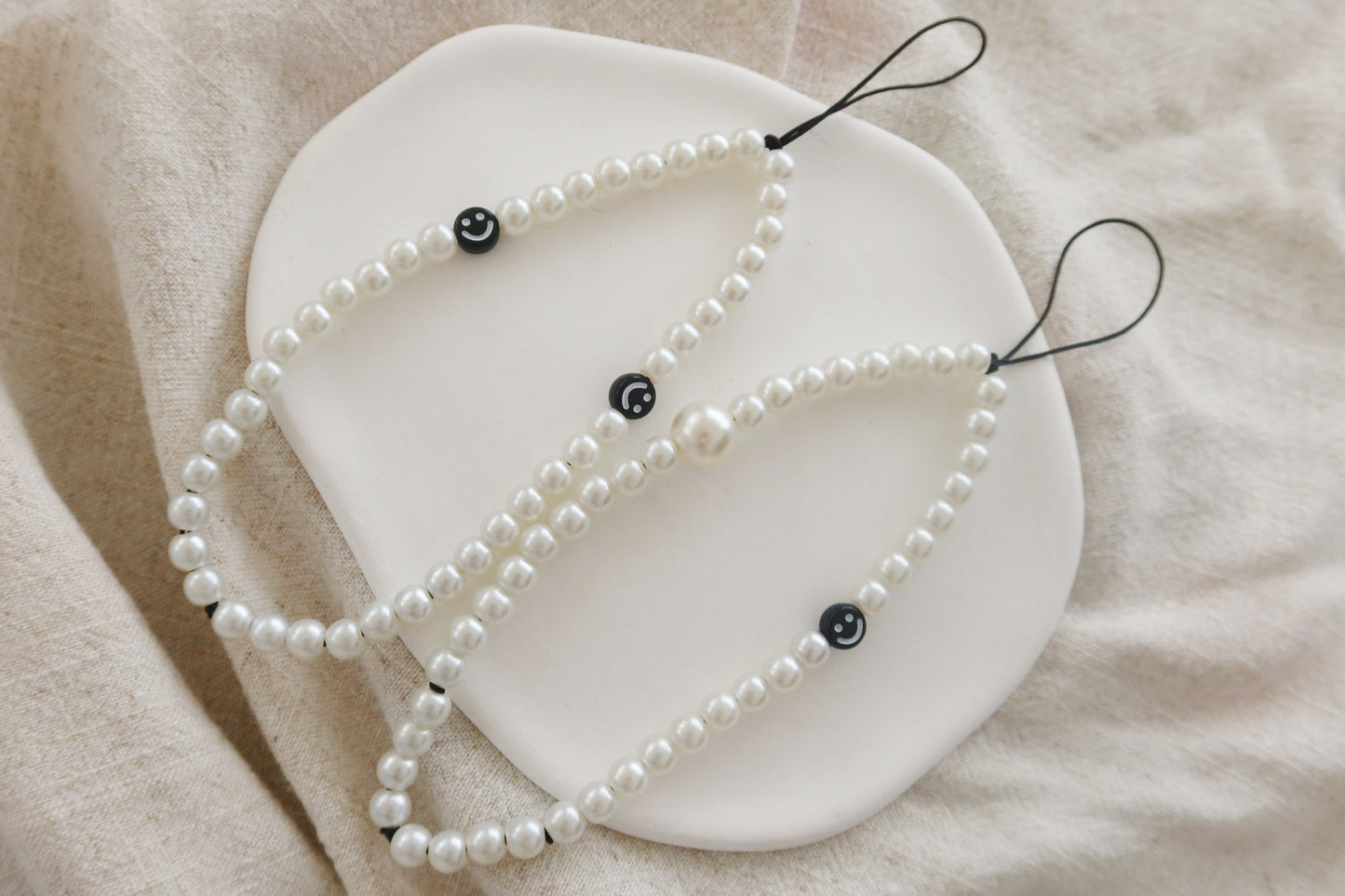 Minimalist Smiley Face Pearl Phone Strap