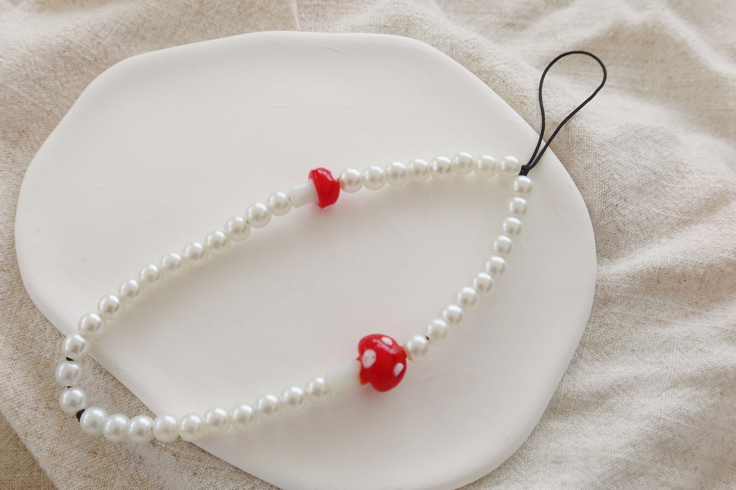 Minimalist Smiley Face Pearl Phone Strap