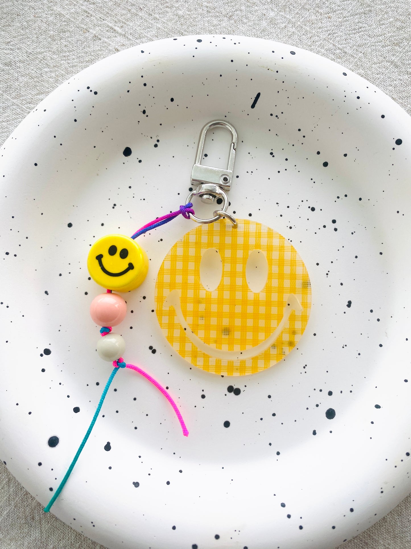 Retro Smiley Face Key Chain